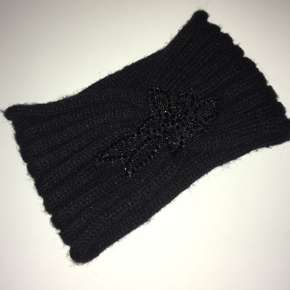 NWOTs C.C. Crocheted Headband in Black